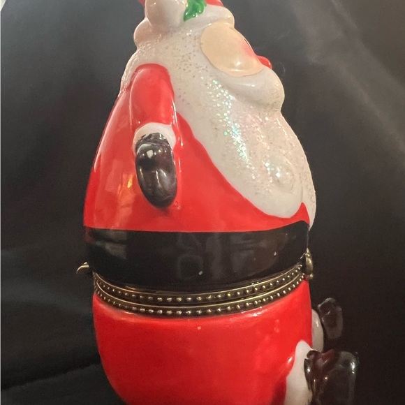 Pier 1 Santa Claus Ceramic Hinged Trinket Box with Christmas Present - Picture 6 of 15